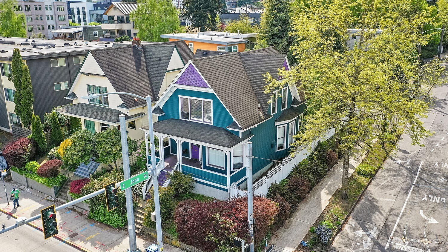 137 23rd Avenue E, Seattle, WA 98112