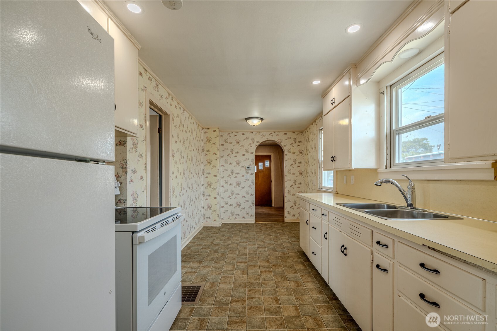 915 Orondo Avenue , Wenatchee, WA 98801