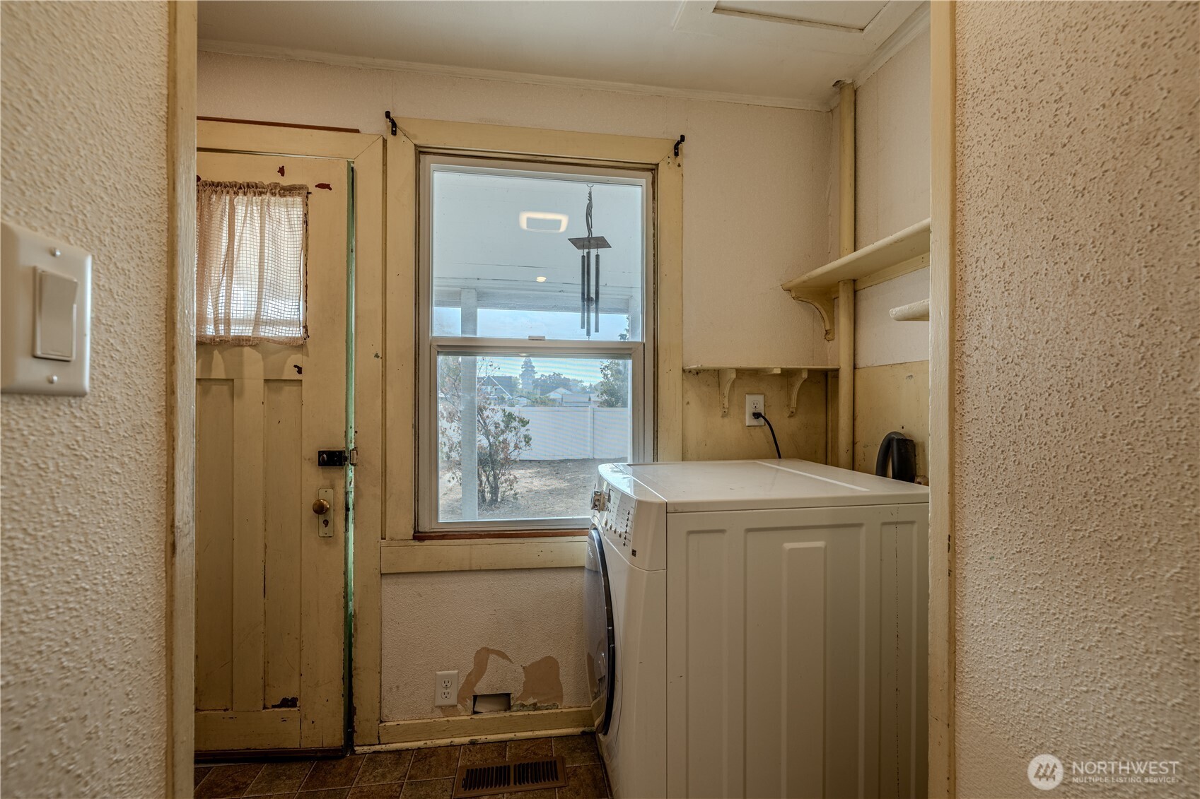 915 Orondo Avenue , Wenatchee, WA 98801