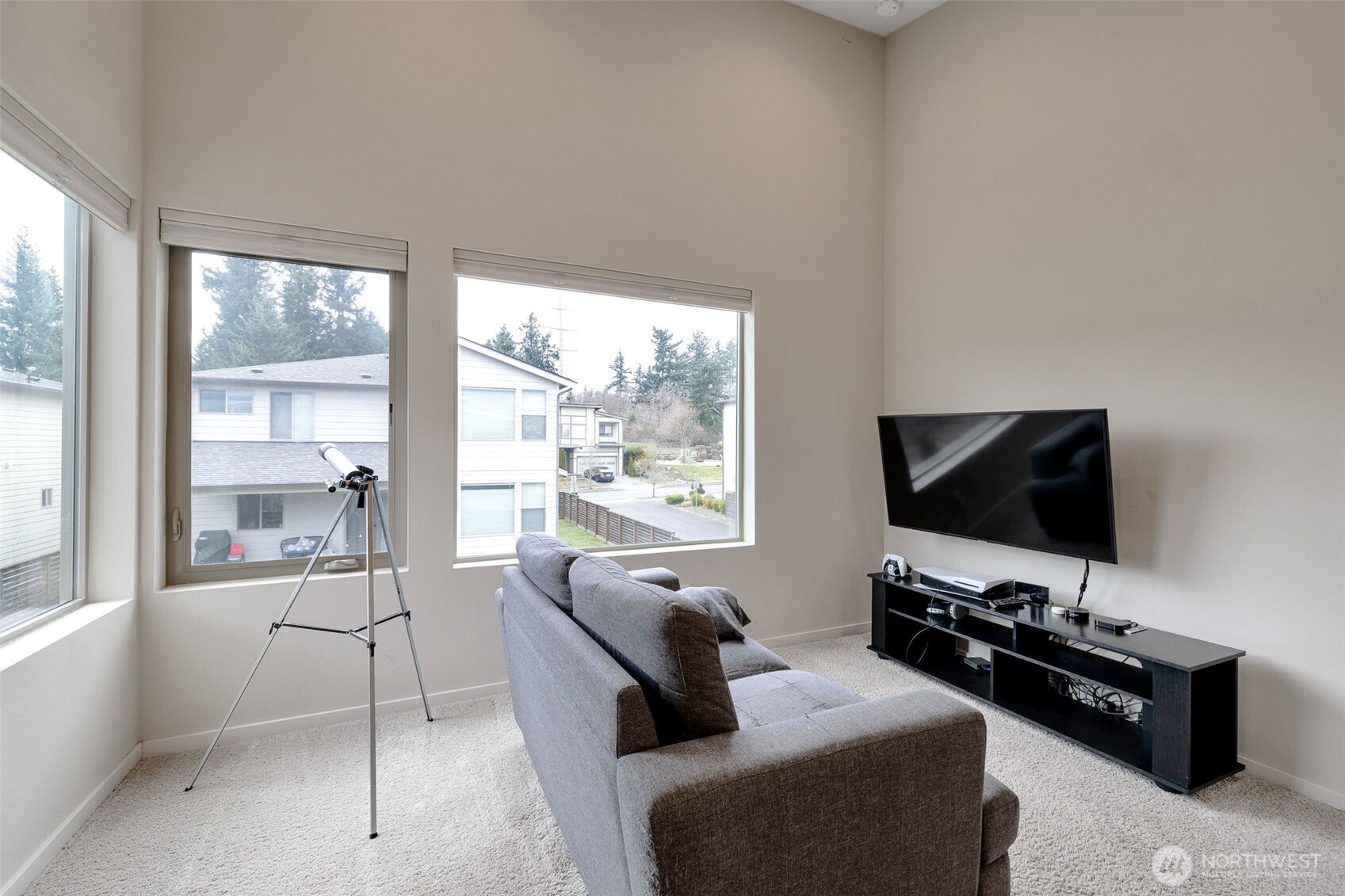 15817 SE 252nd Place , Covington, WA 98042-4239