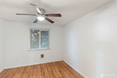 1025 E St , Centralia, WA 98531 - Photo 14