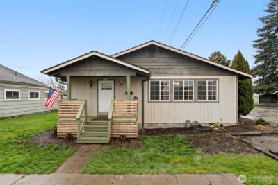 1025 E St , Centralia, WA 98531 - Photo 2
