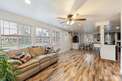 1025 E St , Centralia, WA 98531 - Photo 8