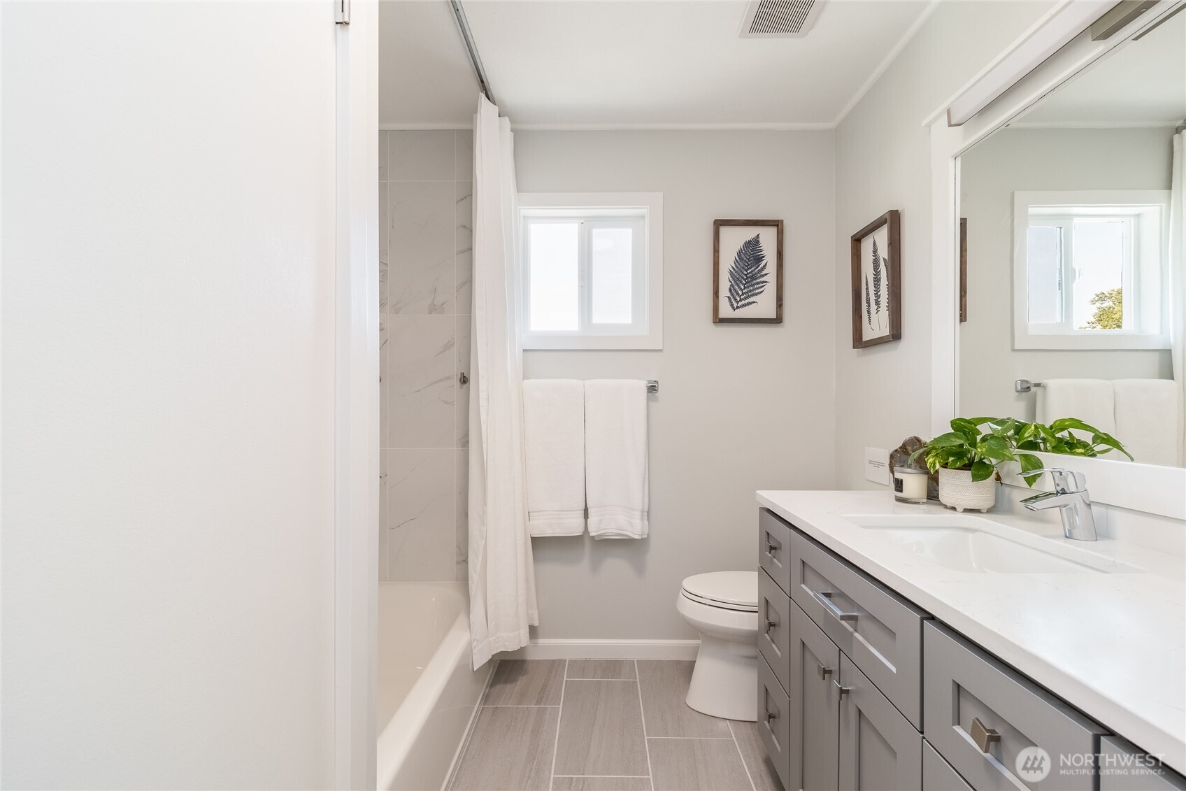 939 Stanley Drive , College Place, WA 99324