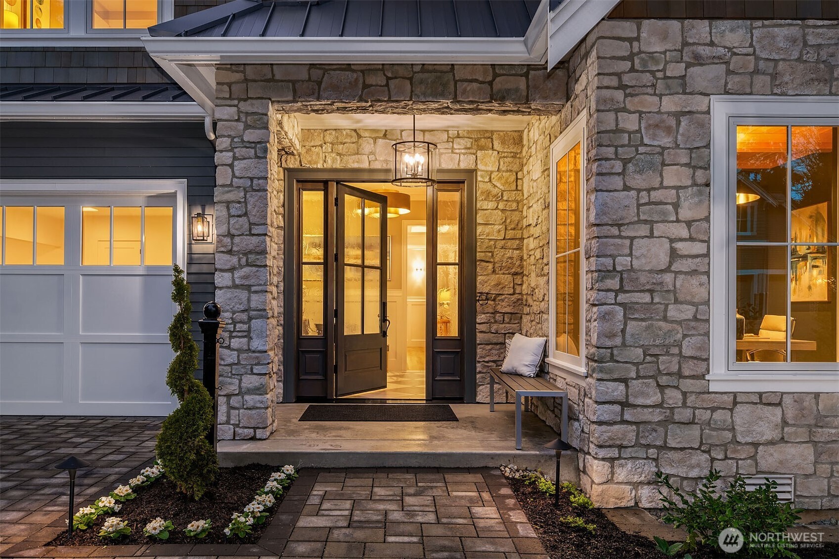 10911 SE 26th Street , Bellevue, WA 98004