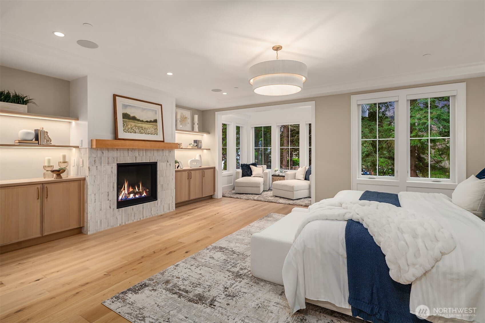 10911 SE 26th Street , Bellevue, WA 98004