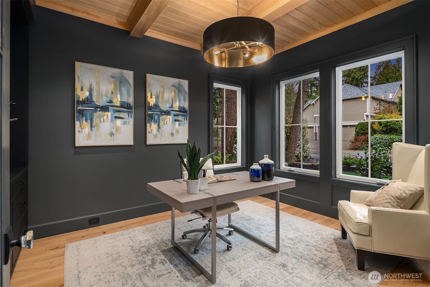 10911 SE 26th Street , Bellevue, WA 98004