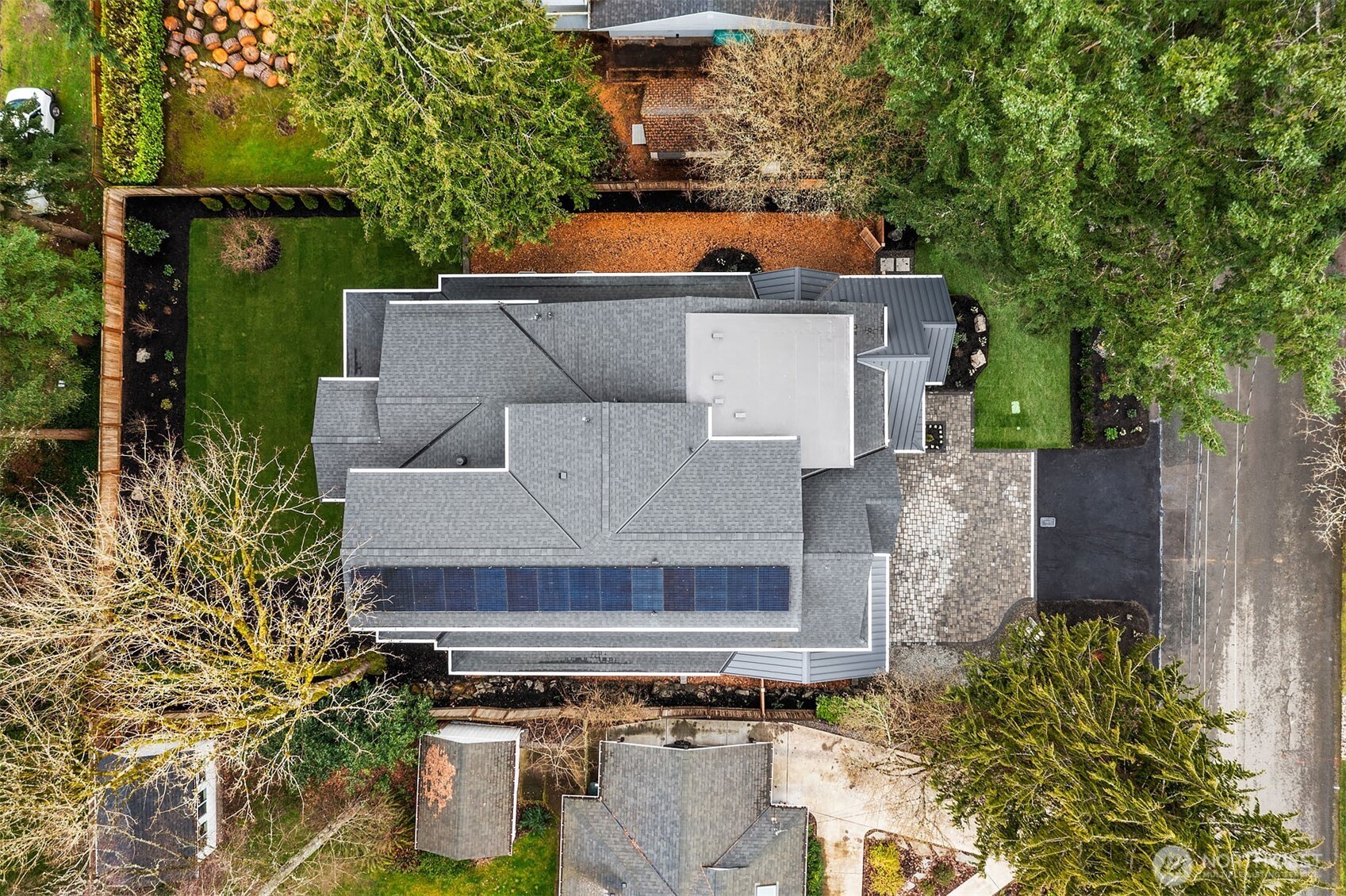 10911 SE 26th Street , Bellevue, WA 98004