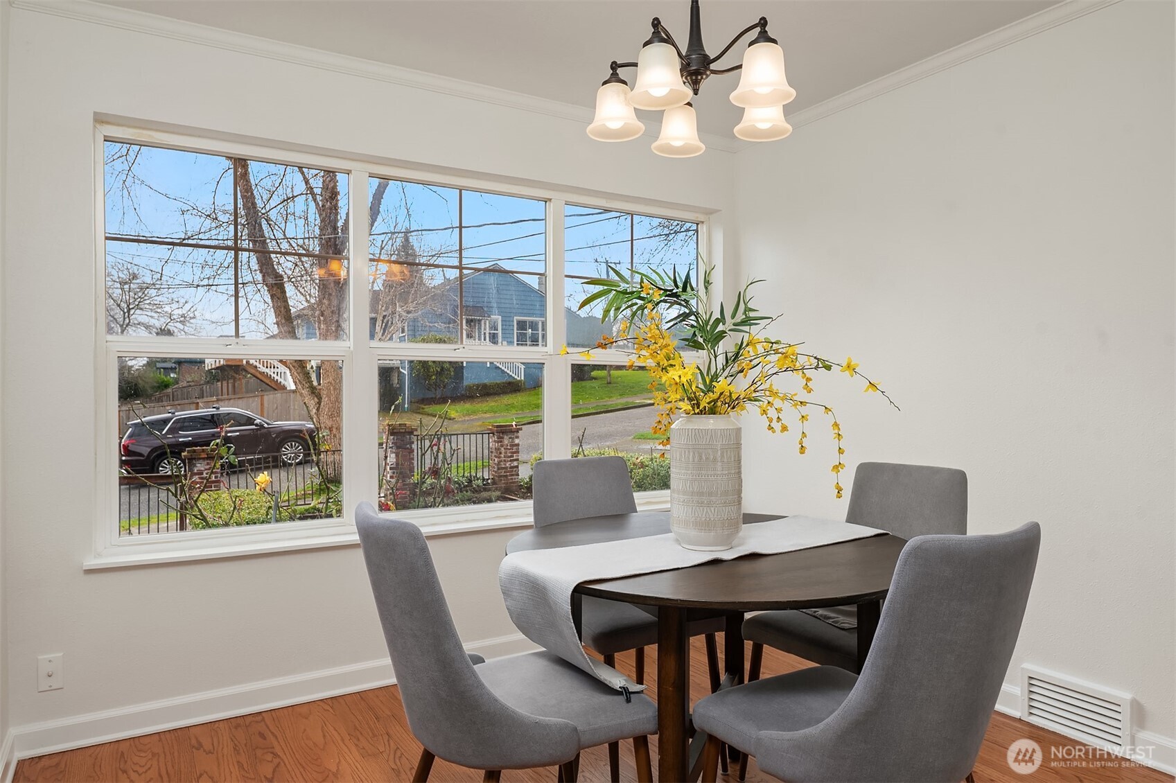 4625 48th Avenue S, Seattle, WA 98118