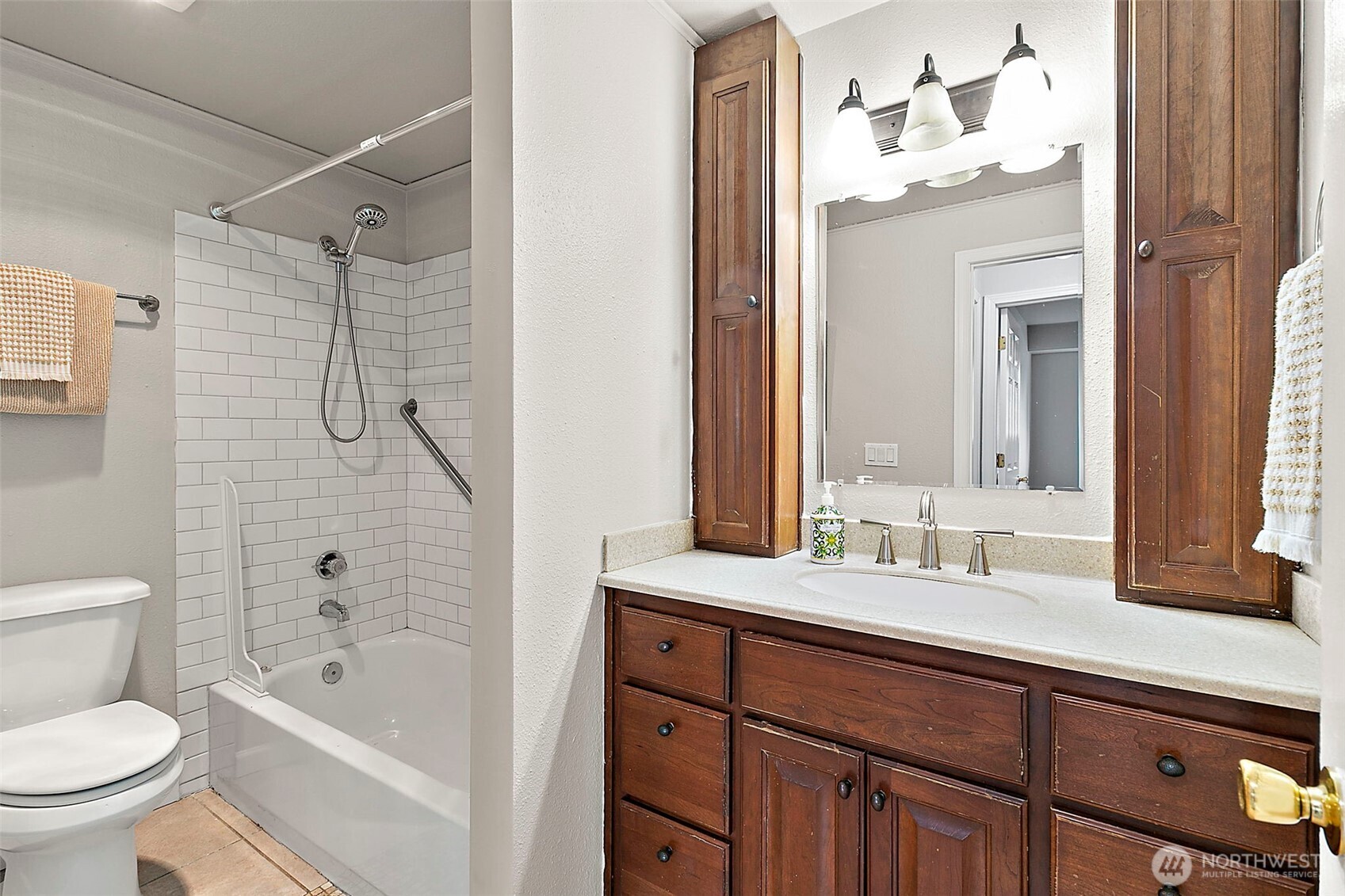 418 S 325th Place #X6, Federal Way, WA 98003-5865