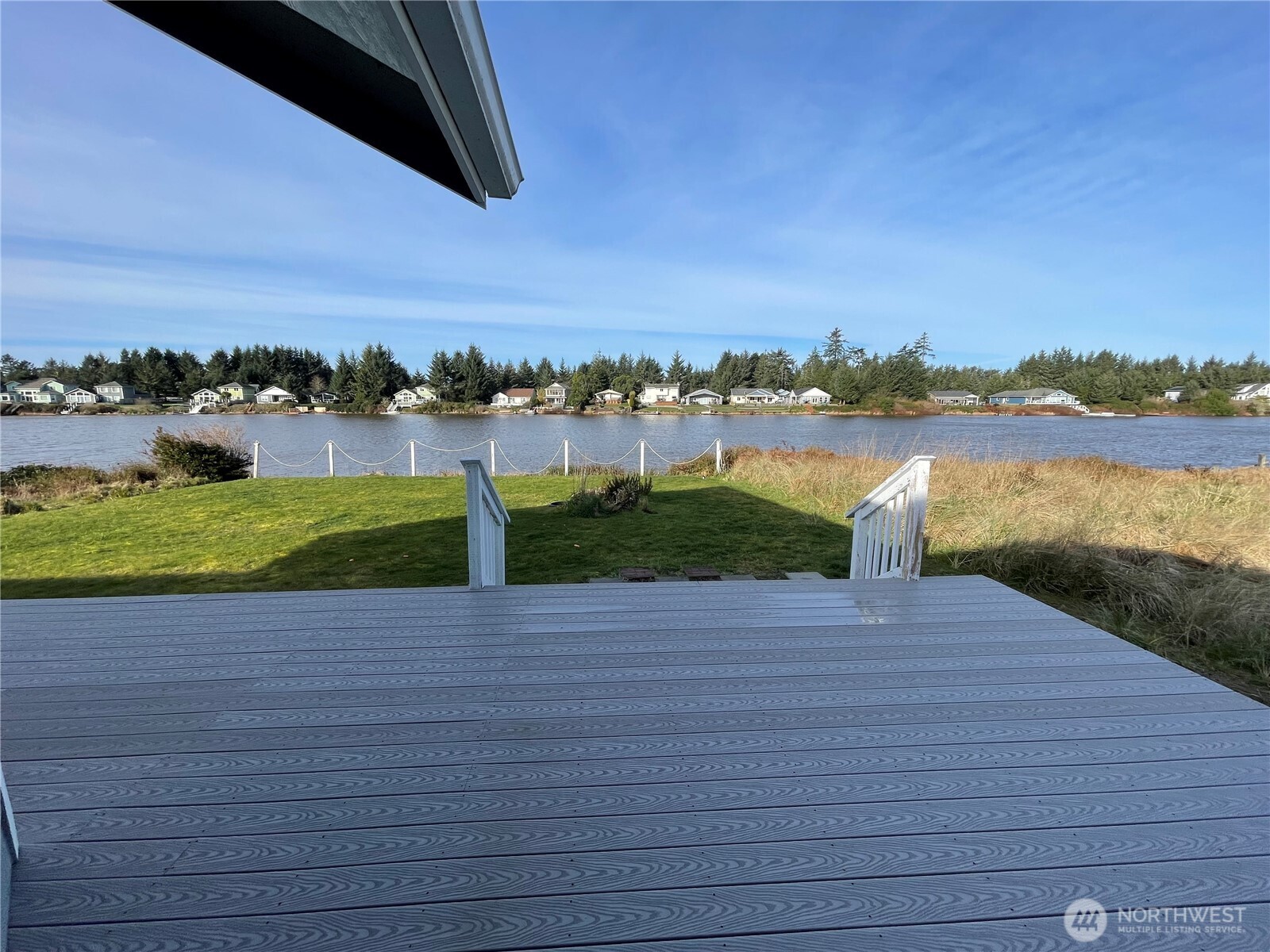 571 E Chance A La Mer NE, Ocean Shores, WA 98569