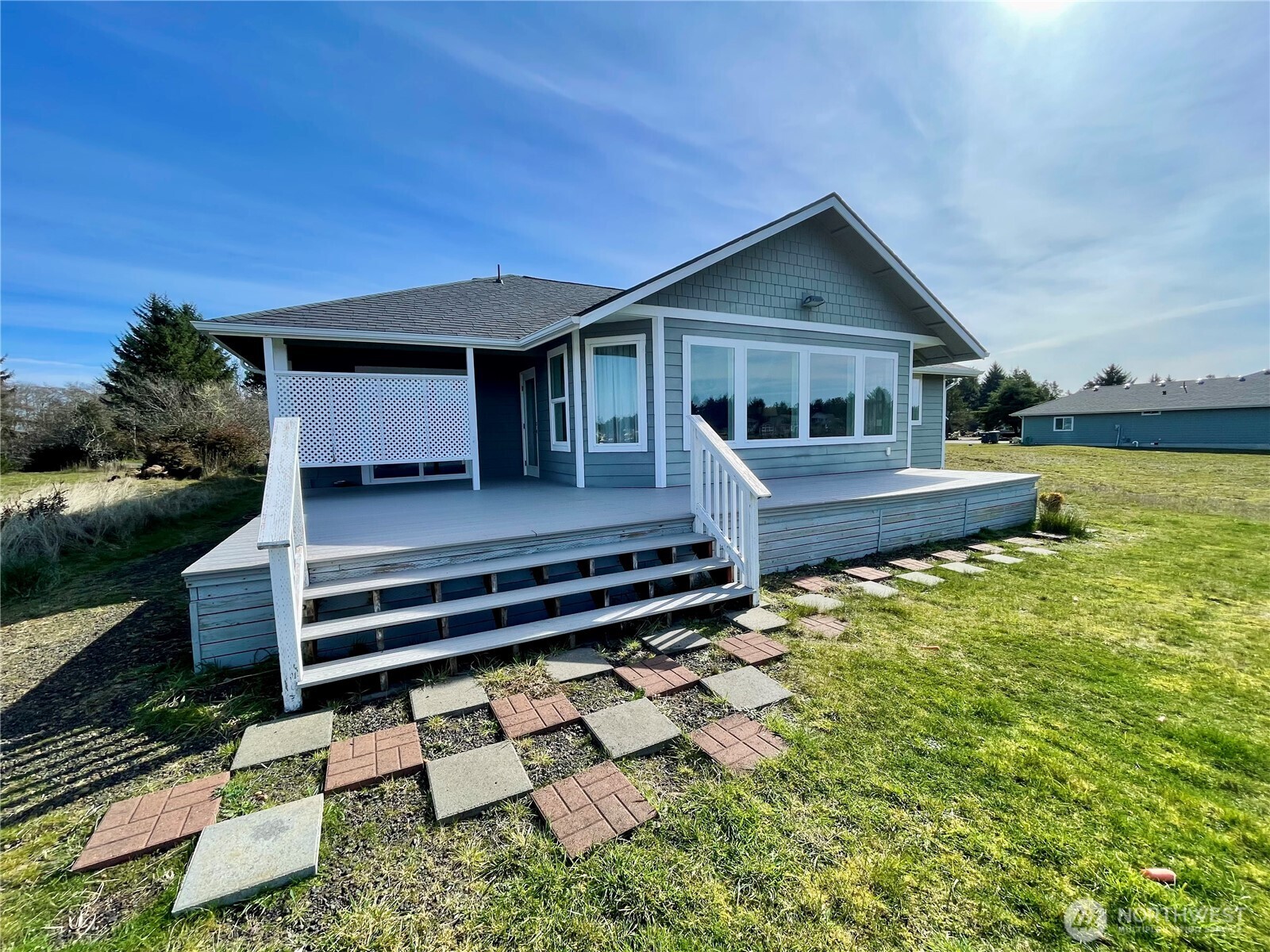 571 E Chance A La Mer NE, Ocean Shores, WA 98569