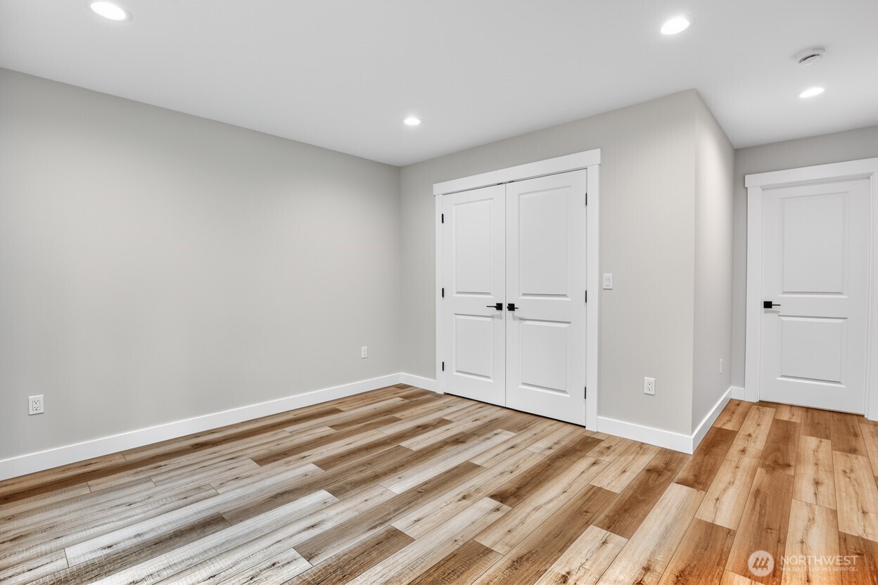 286 Seashore Street SW, Ocean Shores, WA 98569