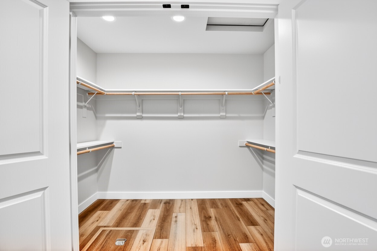 286 Seashore Street SW, Ocean Shores, WA 98569