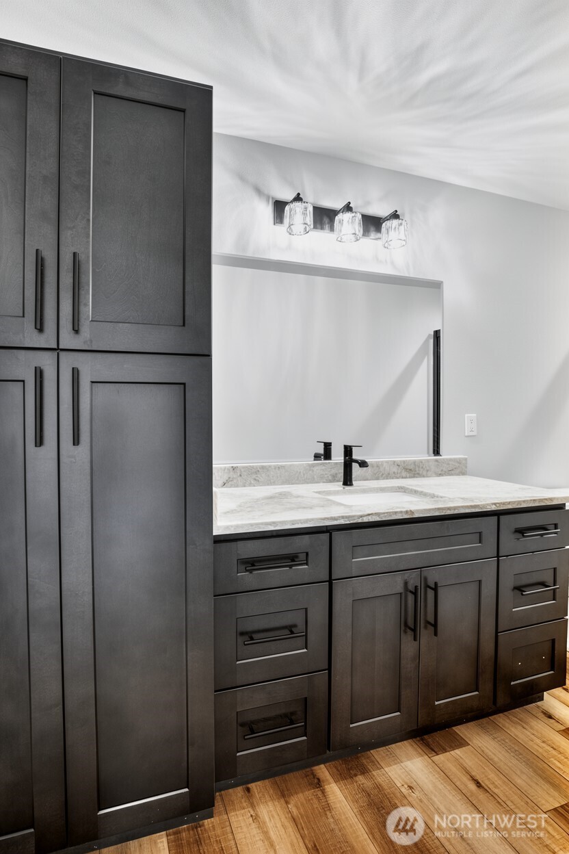 286 Seashore Street SW, Ocean Shores, WA 98569