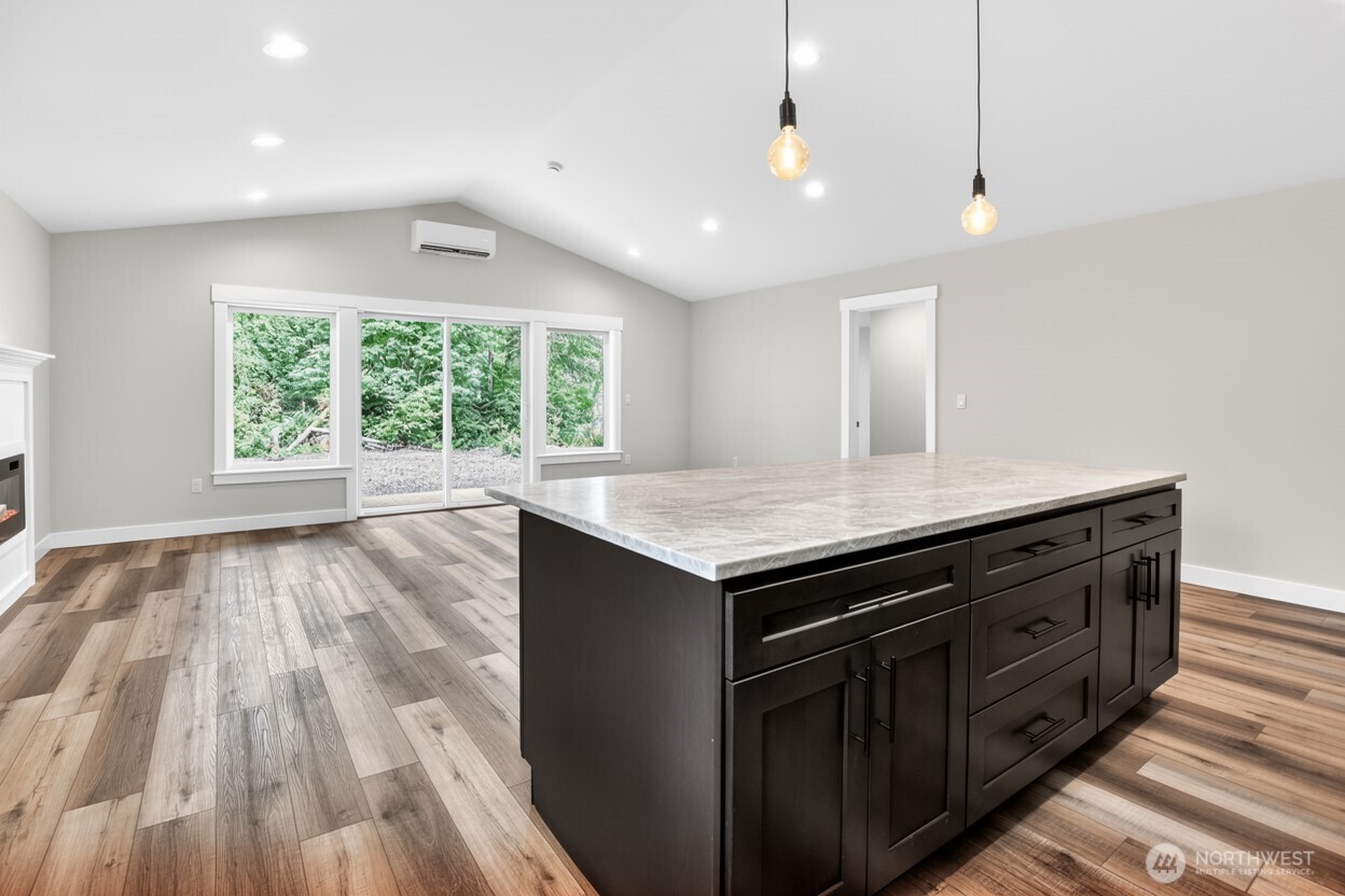 286 Seashore Street SW, Ocean Shores, WA 98569