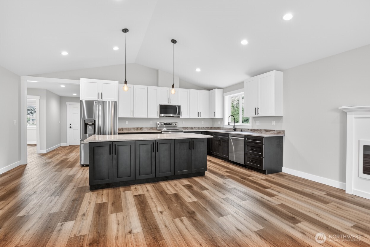 286 Seashore Street SW, Ocean Shores, WA 98569