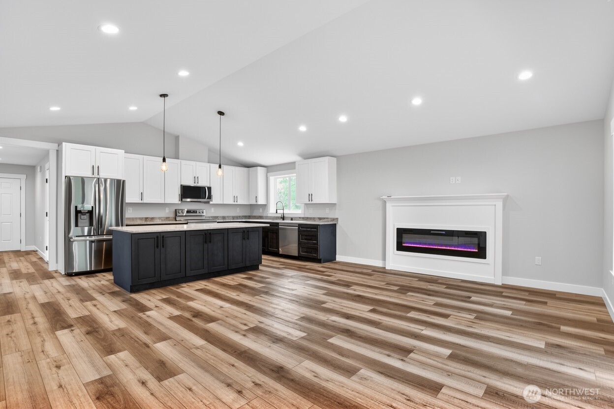 286 Seashore Street SW, Ocean Shores, WA 98569