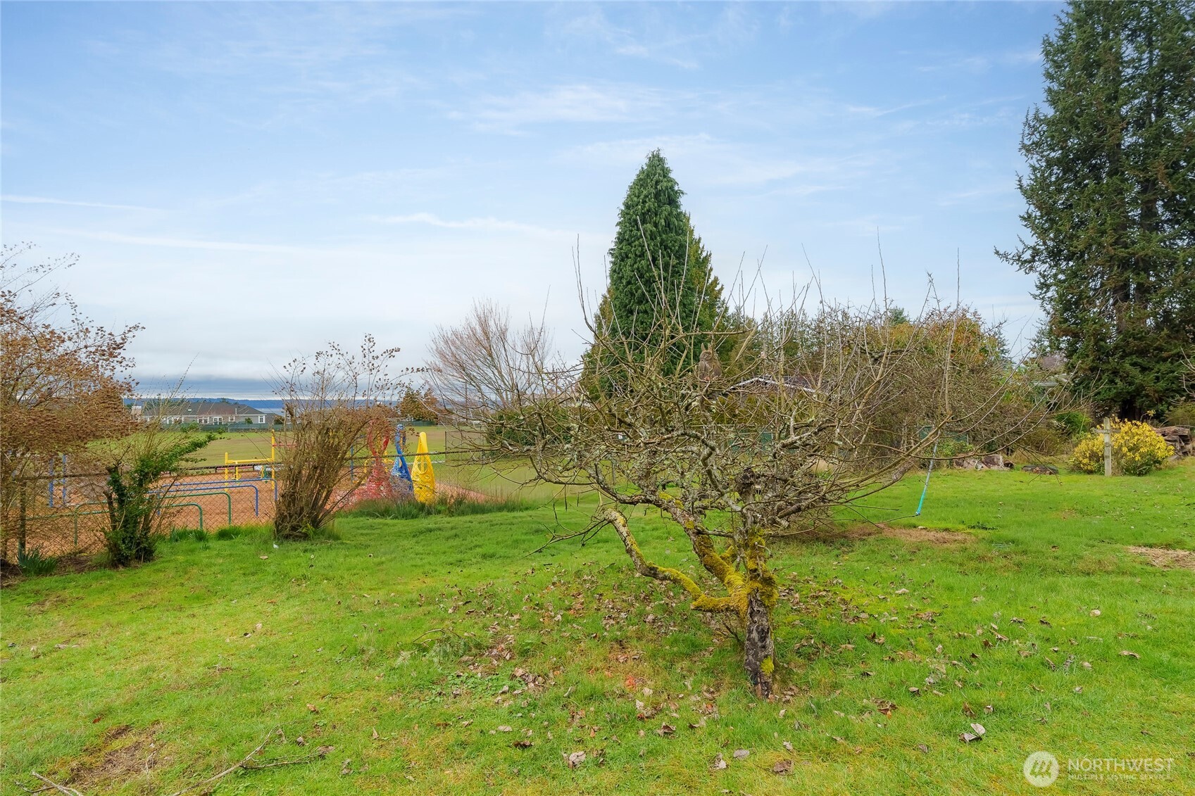 1020 Puget Drive , Edmonds, WA 98020