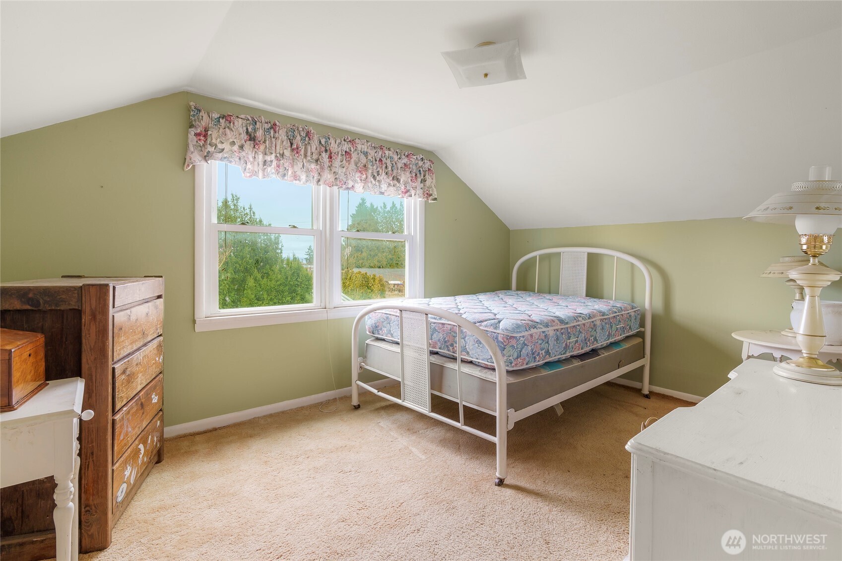 1020 Puget Drive , Edmonds, WA 98020