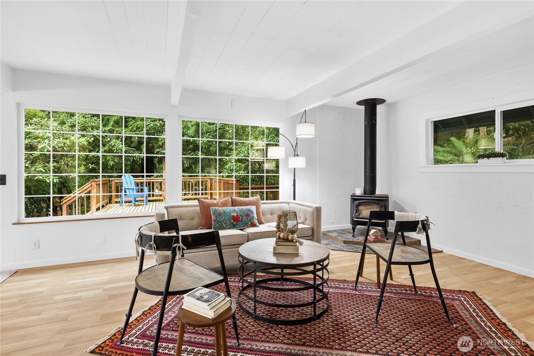 27525 NE Baywood Drive , Kingston, WA 98346