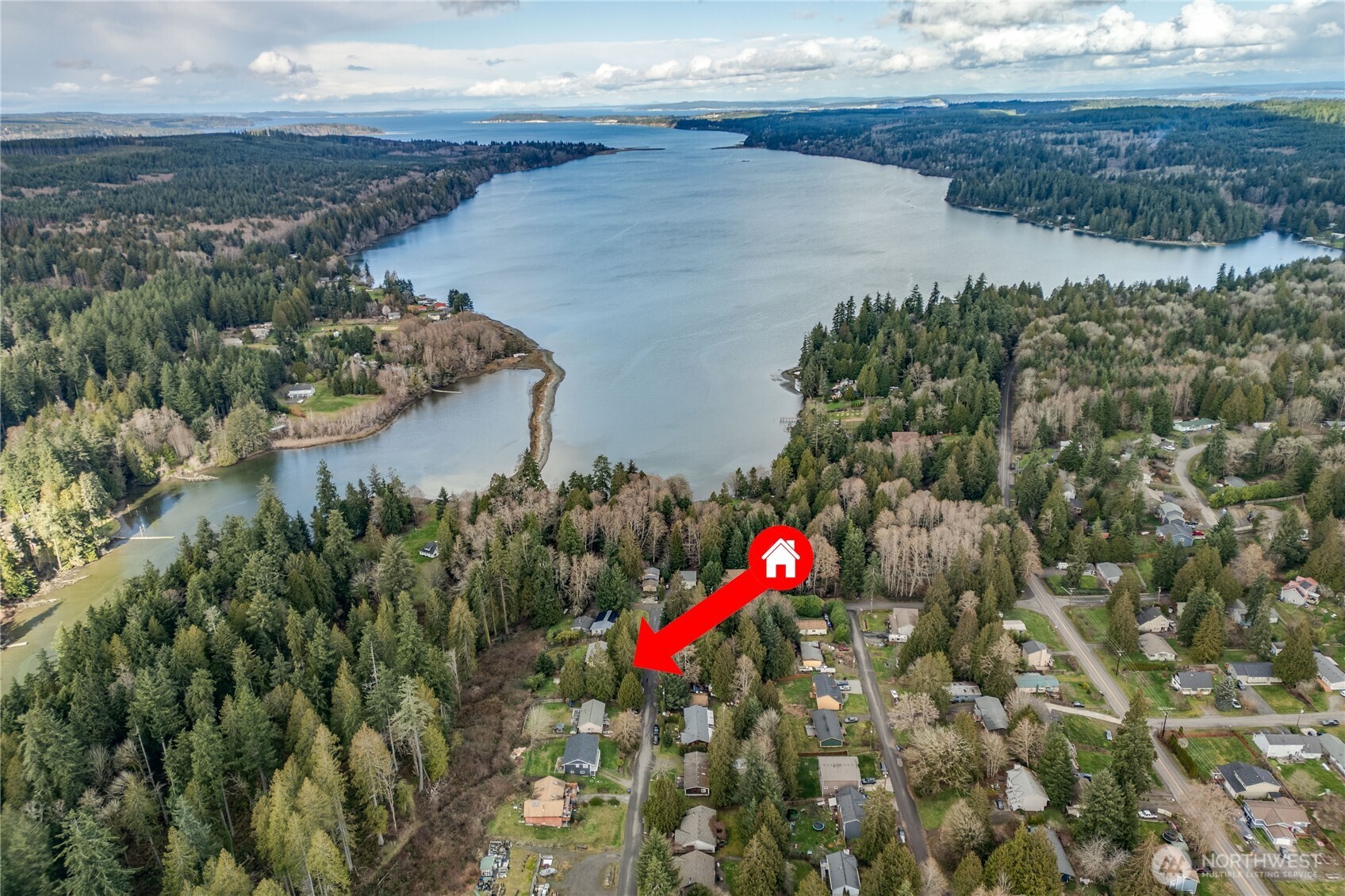 27525 NE Baywood Drive , Kingston, WA 98346