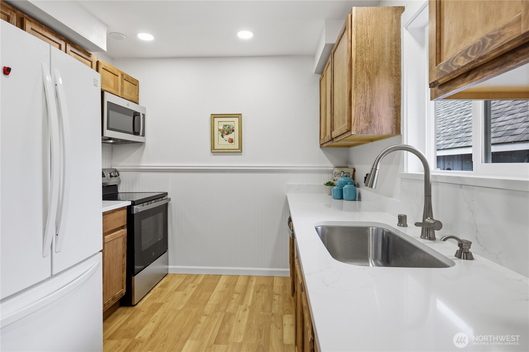 27525 NE Baywood Drive , Kingston, WA 98346