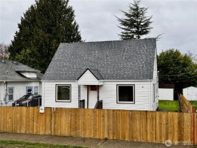 5410 S Cushman Avenue , Tacoma, WA 98408 - Photo 2