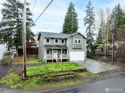 813 S 10th Street , Shelton, WA 98584 - Photo 2