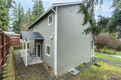 813 S 10th Street , Shelton, WA 98584 - Photo 5
