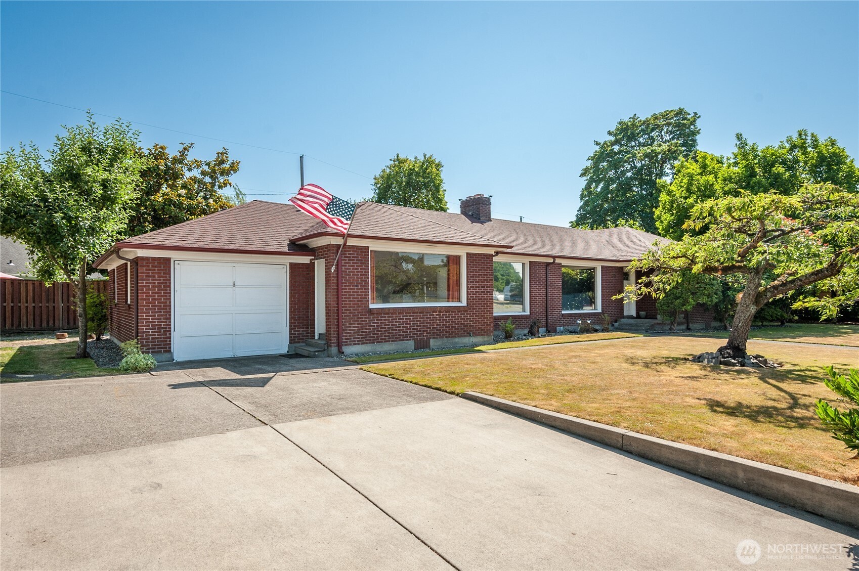 2615 Ocean Beach Highway , Longview, WA 98632