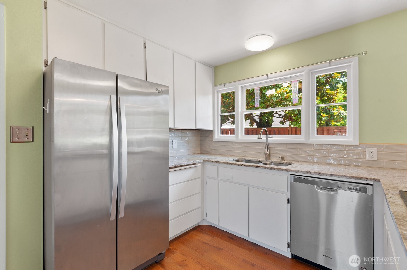 2615 Ocean Beach Highway , Longview, WA 98632