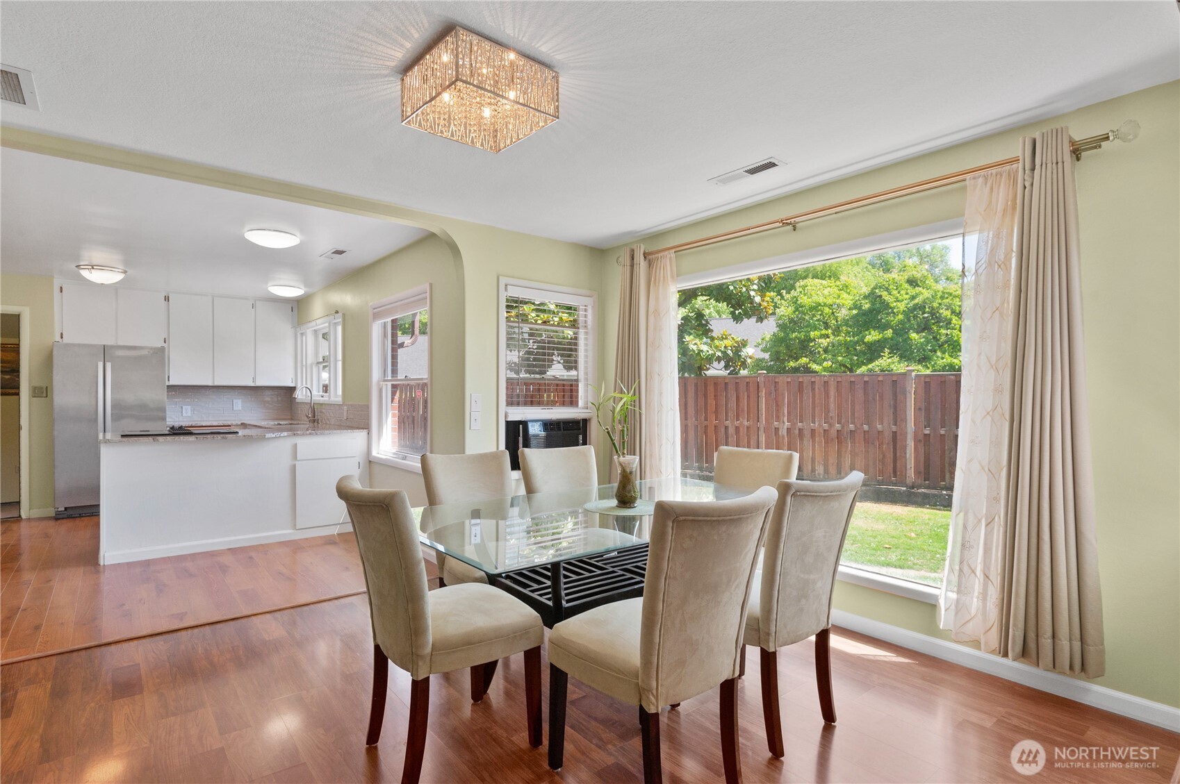 2615 Ocean Beach Highway , Longview, WA 98632