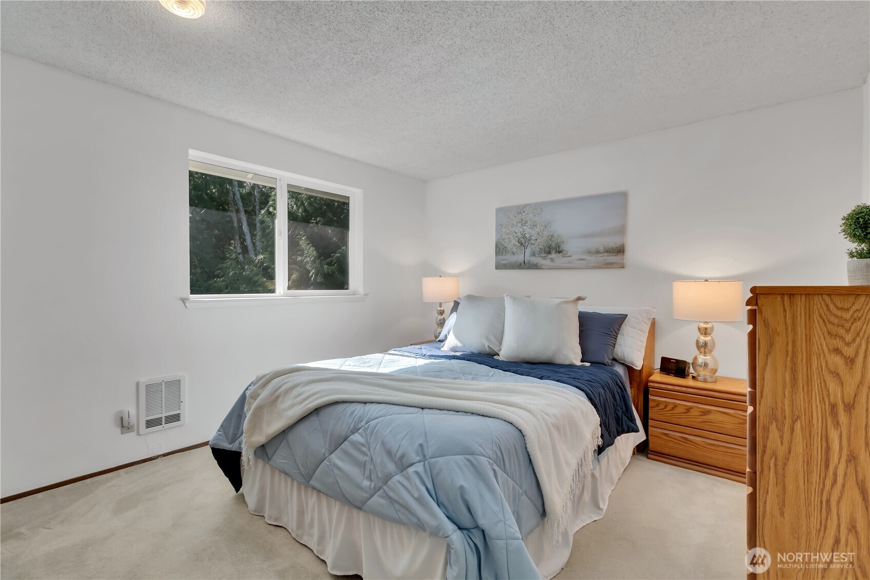 2025 NW Mulholland Boulevard , Poulsbo, WA 98370