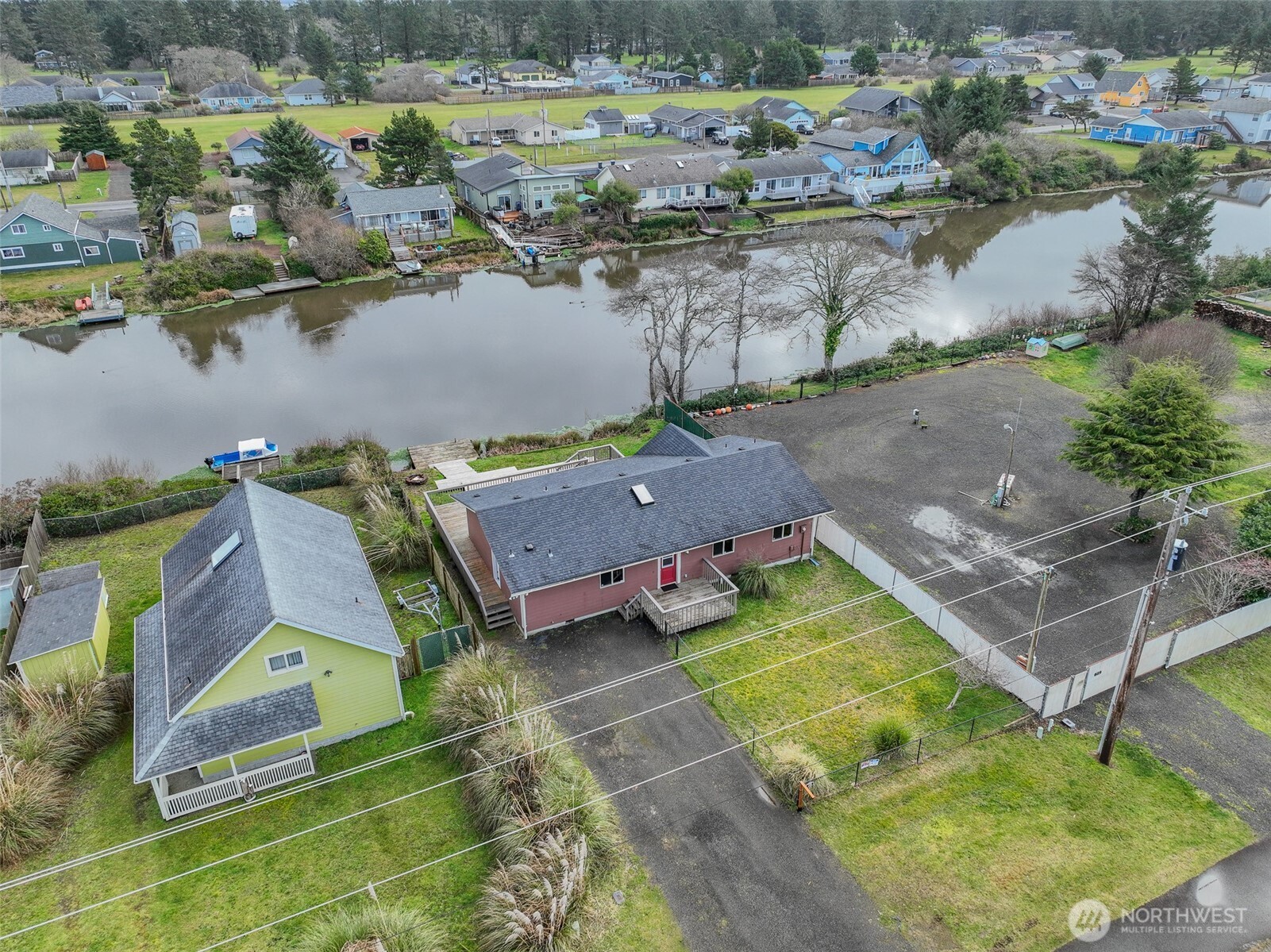 306 Point Brown Avenue NE, Ocean Shores, WA 98569