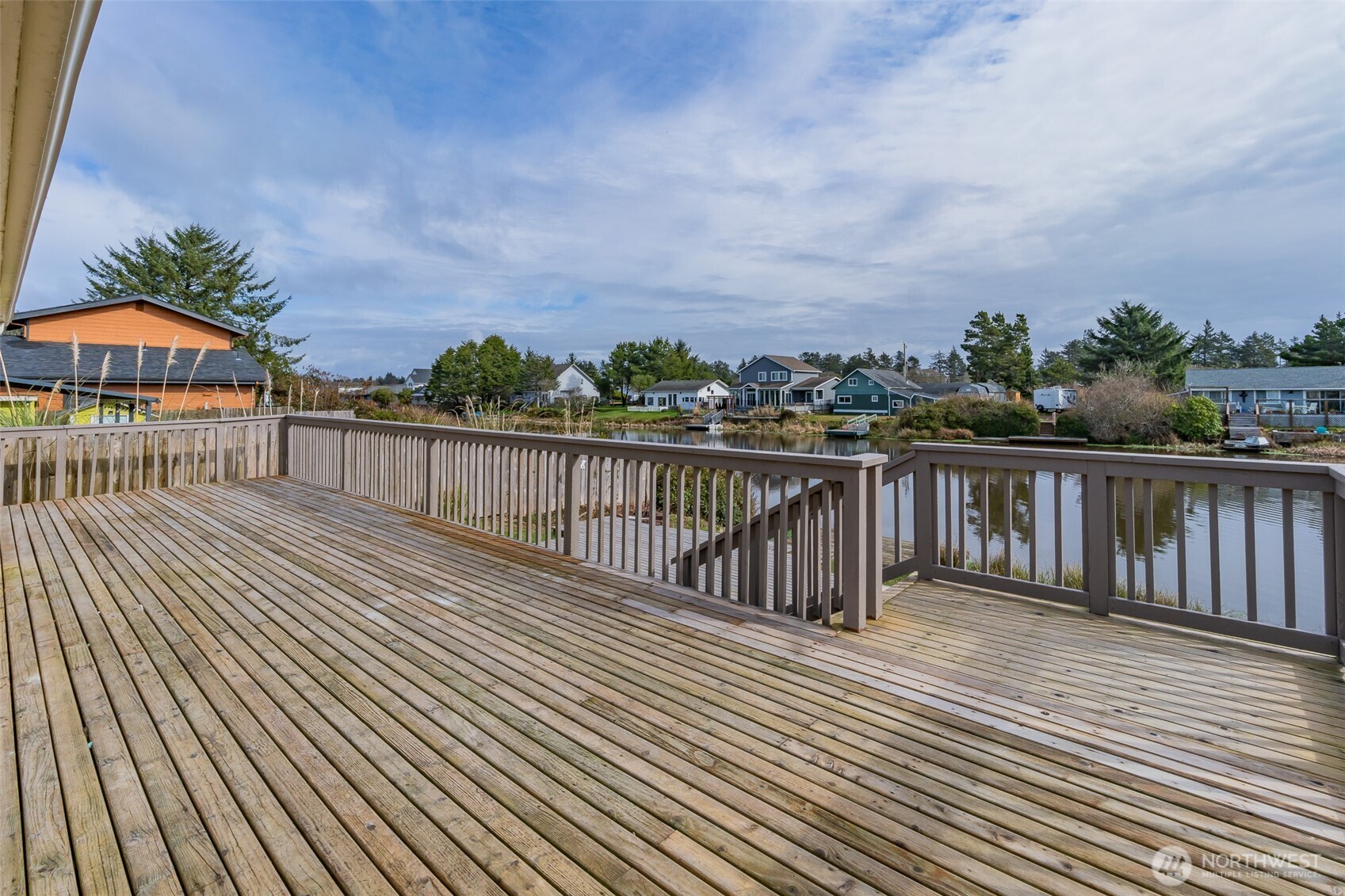 306 Point Brown Avenue NE, Ocean Shores, WA 98569