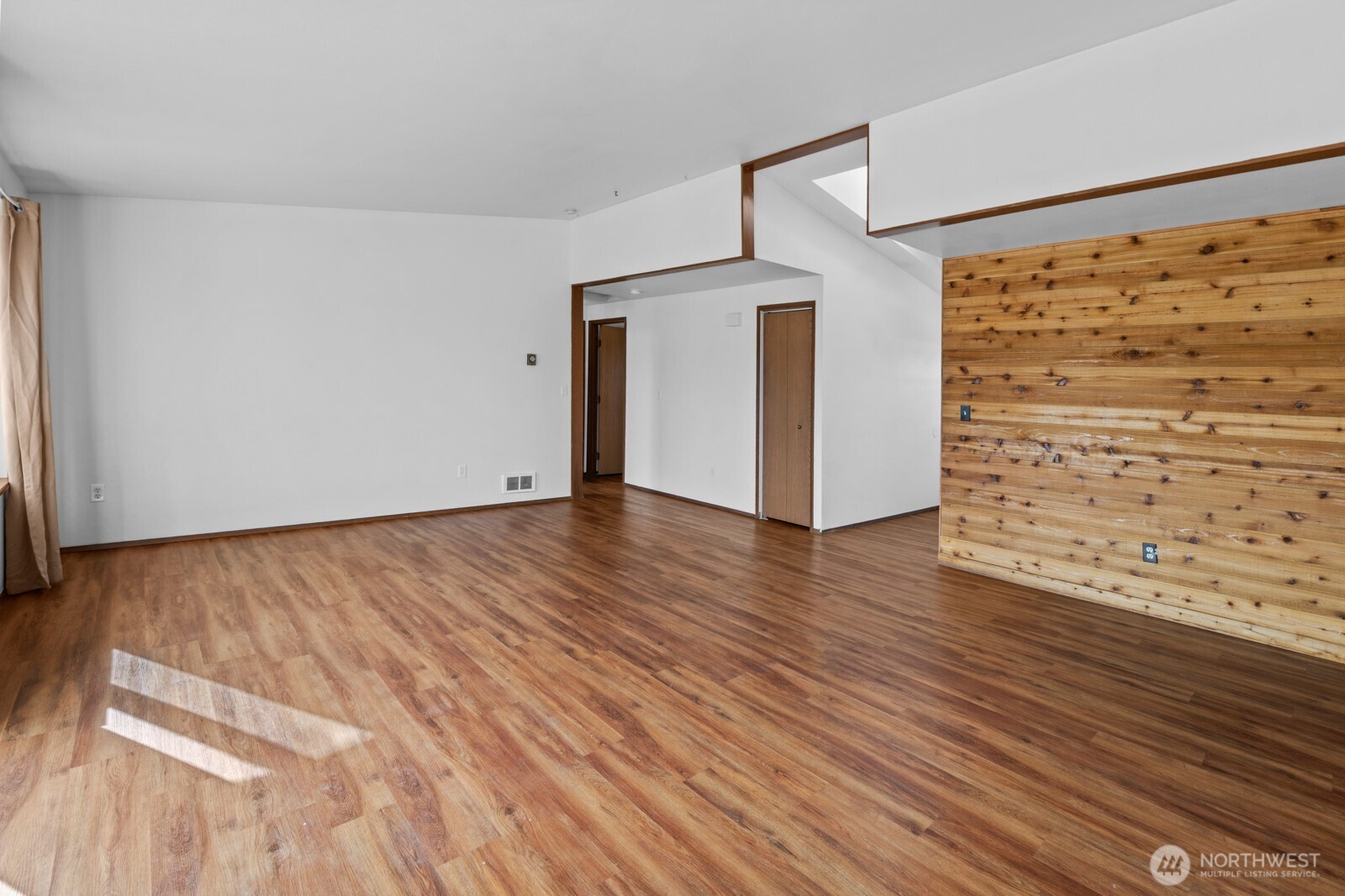 306 Point Brown Avenue NE, Ocean Shores, WA 98569