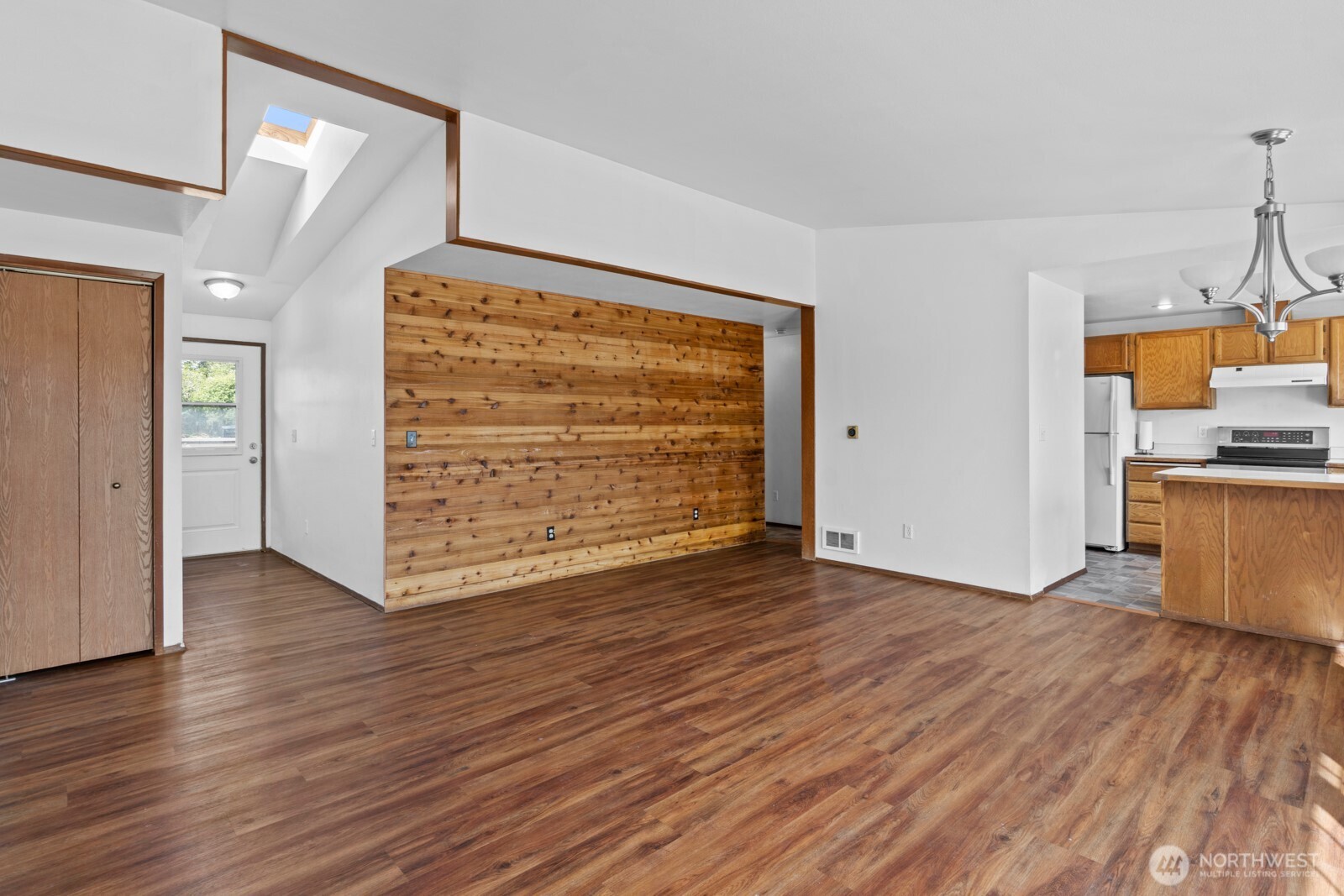 306 Point Brown Avenue NE, Ocean Shores, WA 98569