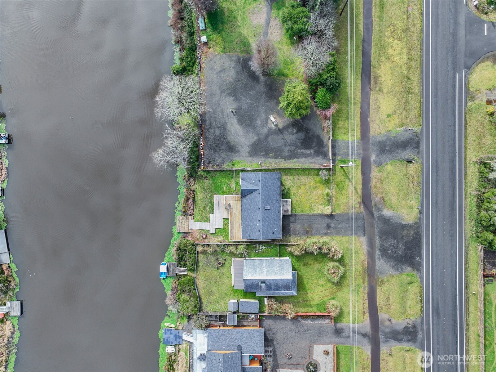306 Point Brown Avenue NE, Ocean Shores, WA 98569