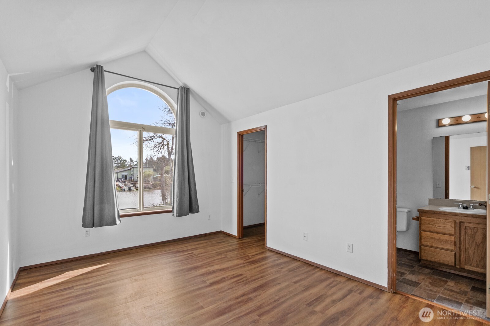 306 Point Brown Avenue NE, Ocean Shores, WA 98569