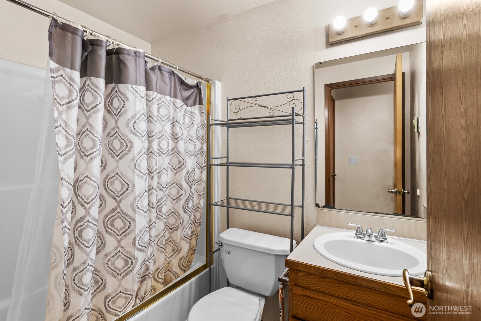 306 Point Brown Avenue NE, Ocean Shores, WA 98569