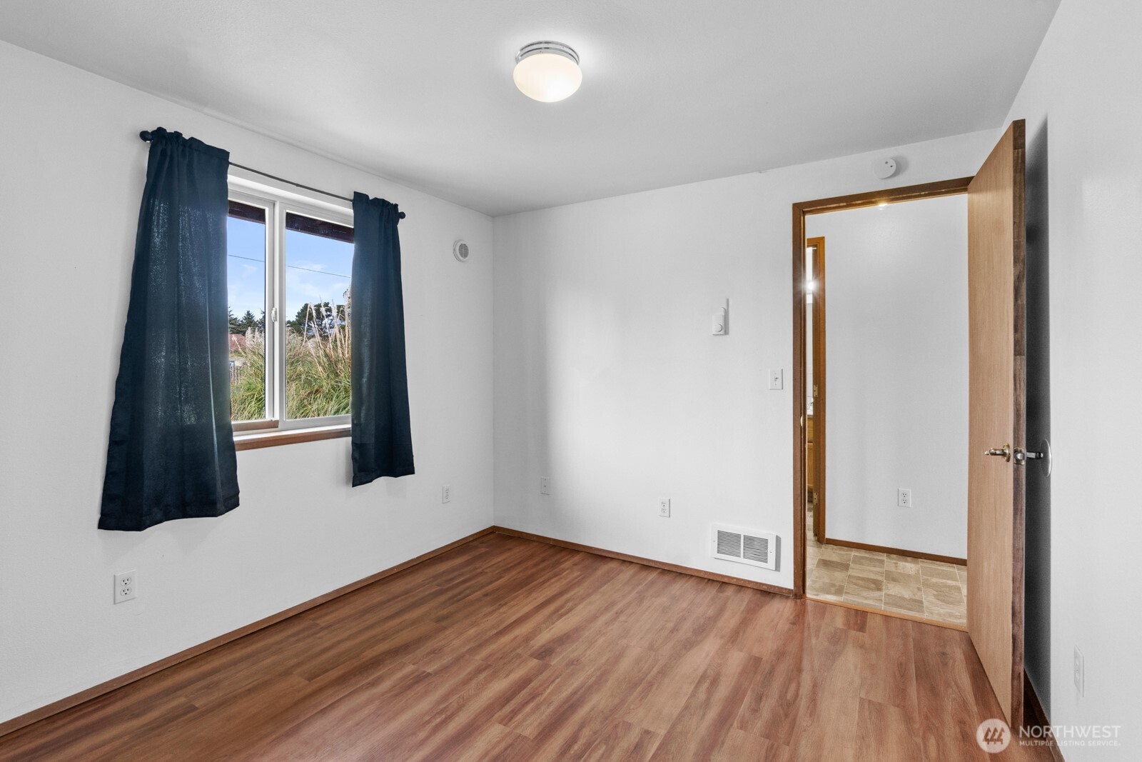 306 Point Brown Avenue NE, Ocean Shores, WA 98569