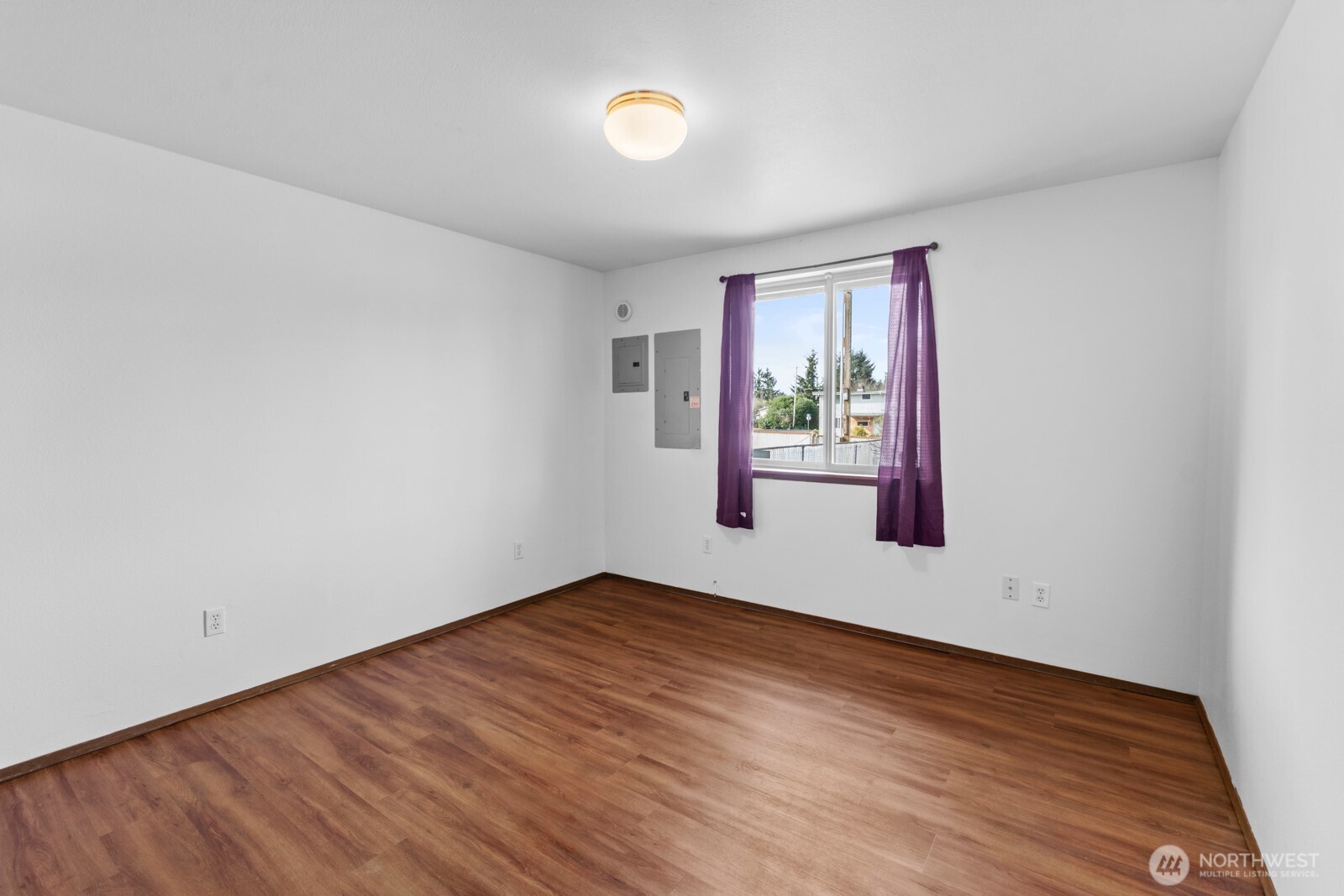 306 Point Brown Avenue NE, Ocean Shores, WA 98569