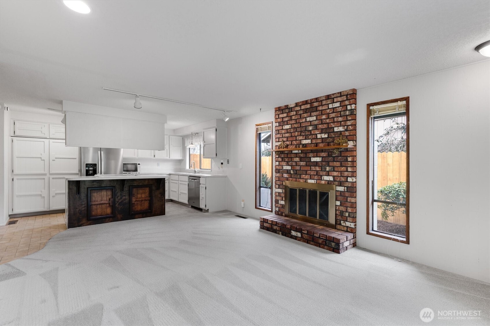 5633 Finch Drive , Longview, WA 98632