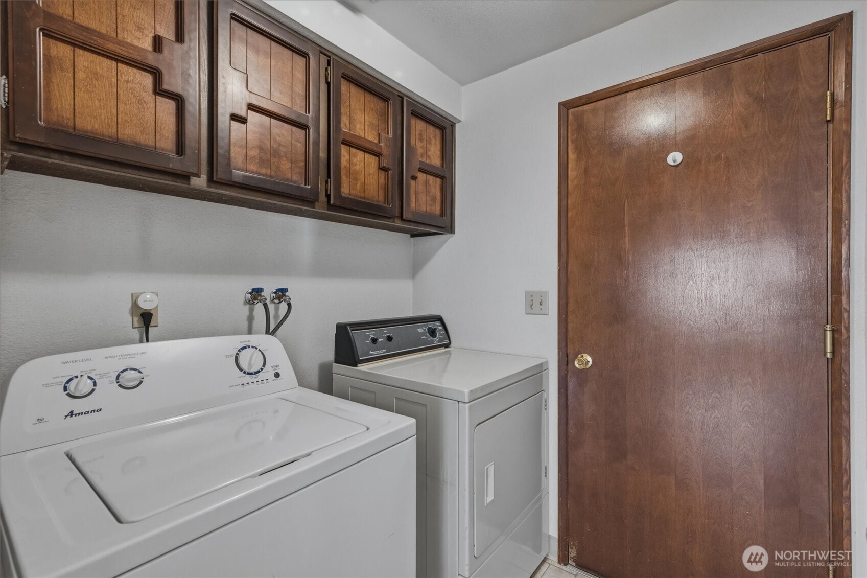 5633 Finch Drive , Longview, WA 98632