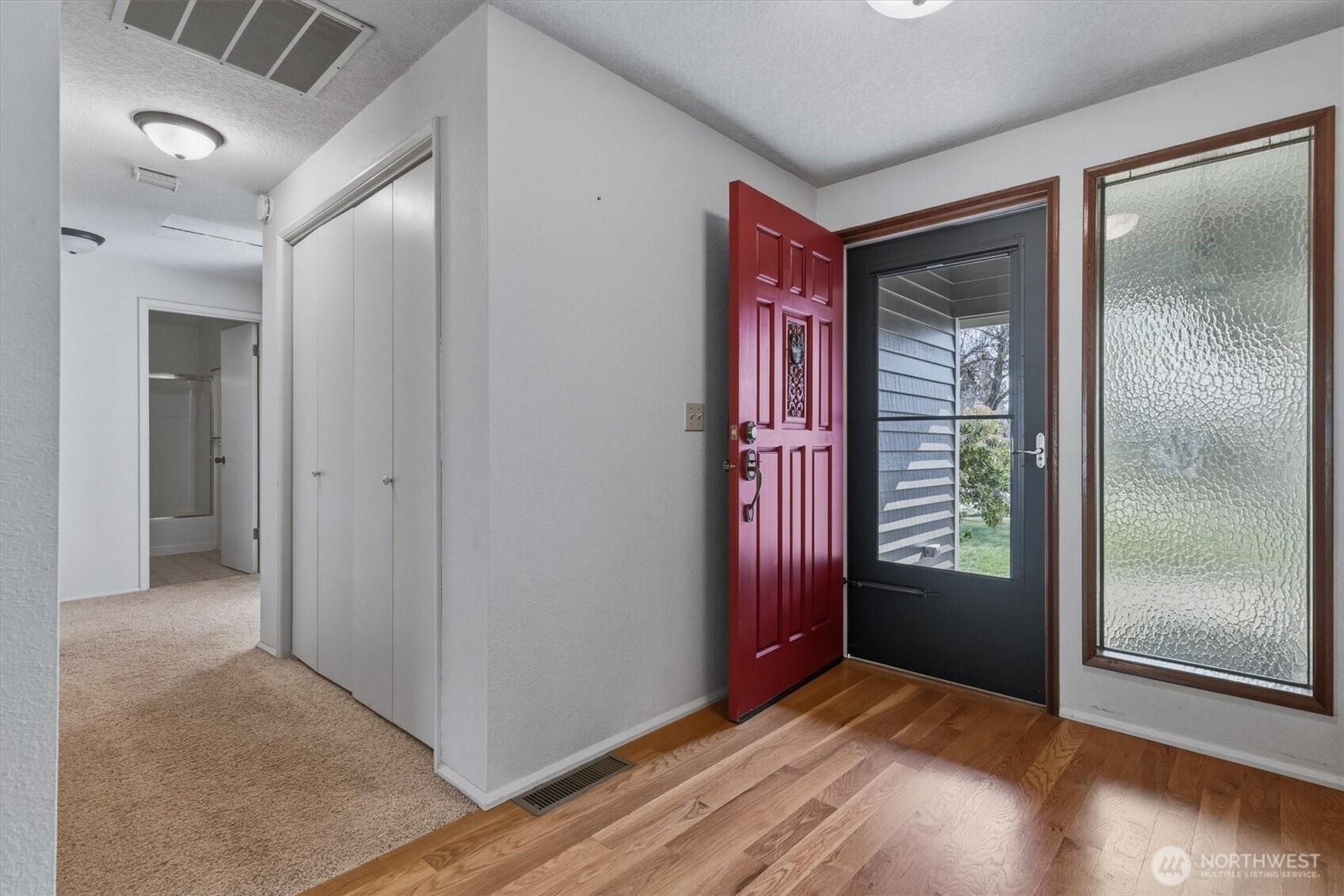 5633 Finch Drive , Longview, WA 98632