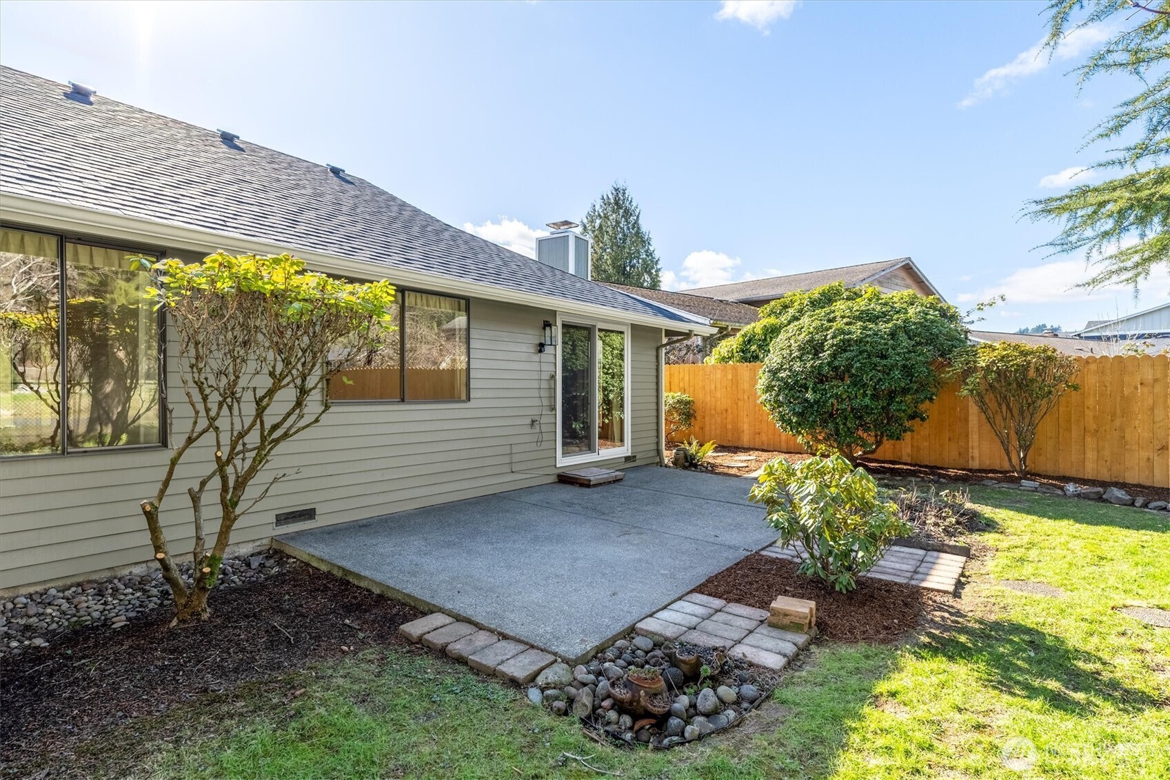 5633 Finch Drive , Longview, WA 98632