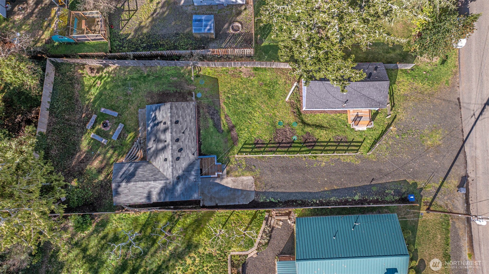 2803 S Woodhill Court , Westport, WA 98595