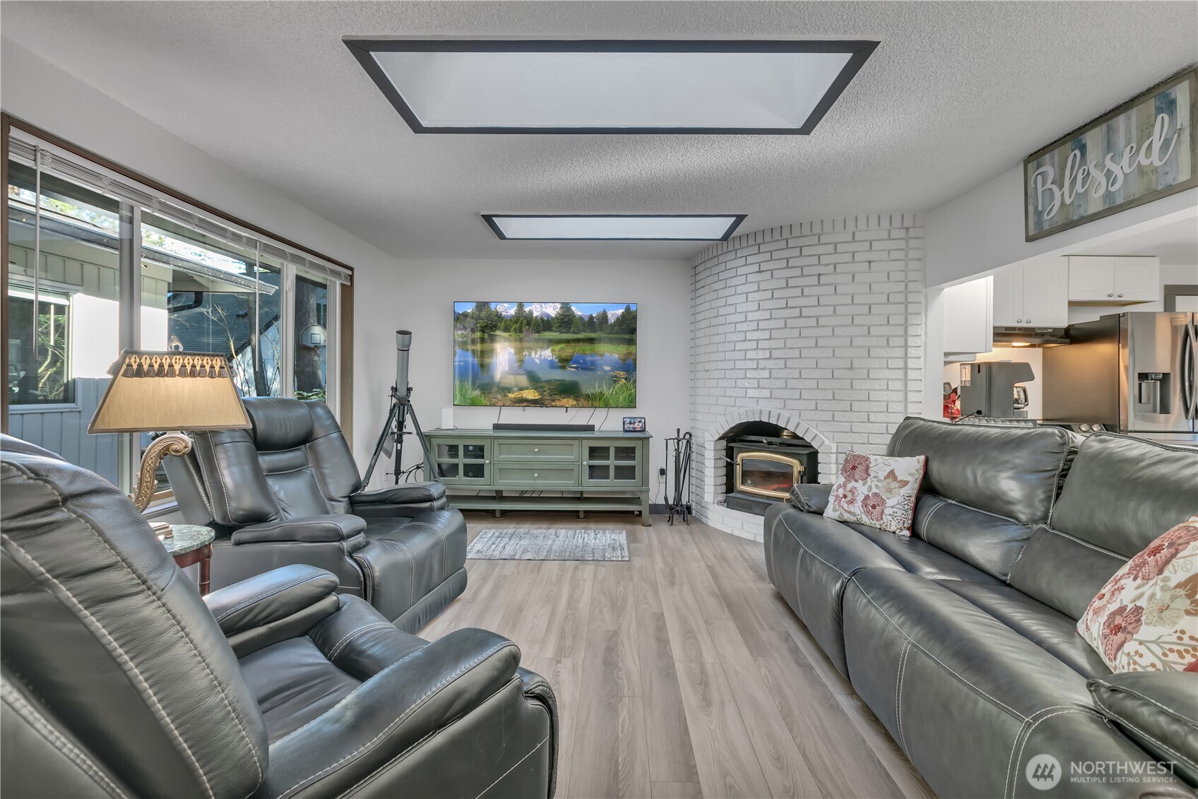 27405 304 Avenue SE, Ravensdale, WA 98051