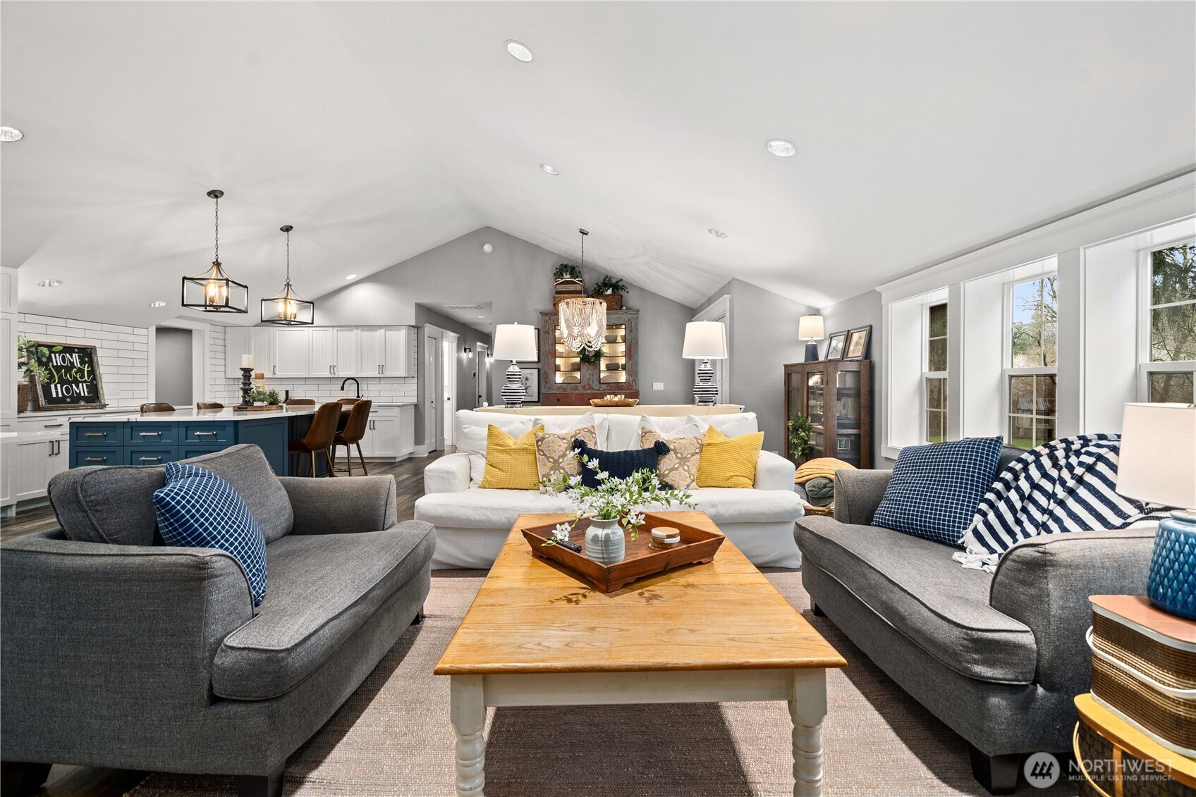 26002 SE 208th , Maple Valley, WA 98038